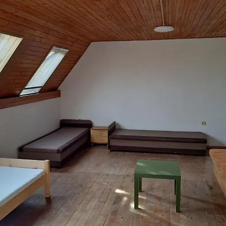 Sunsethouse Piestany Country Tourist *