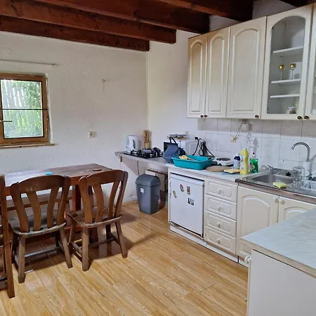 Semesterbostad Sunsethouse Piestany Country Tourist Banka